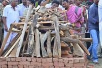 Dasari Narayana Rao Funeral at Moinabad Farm House